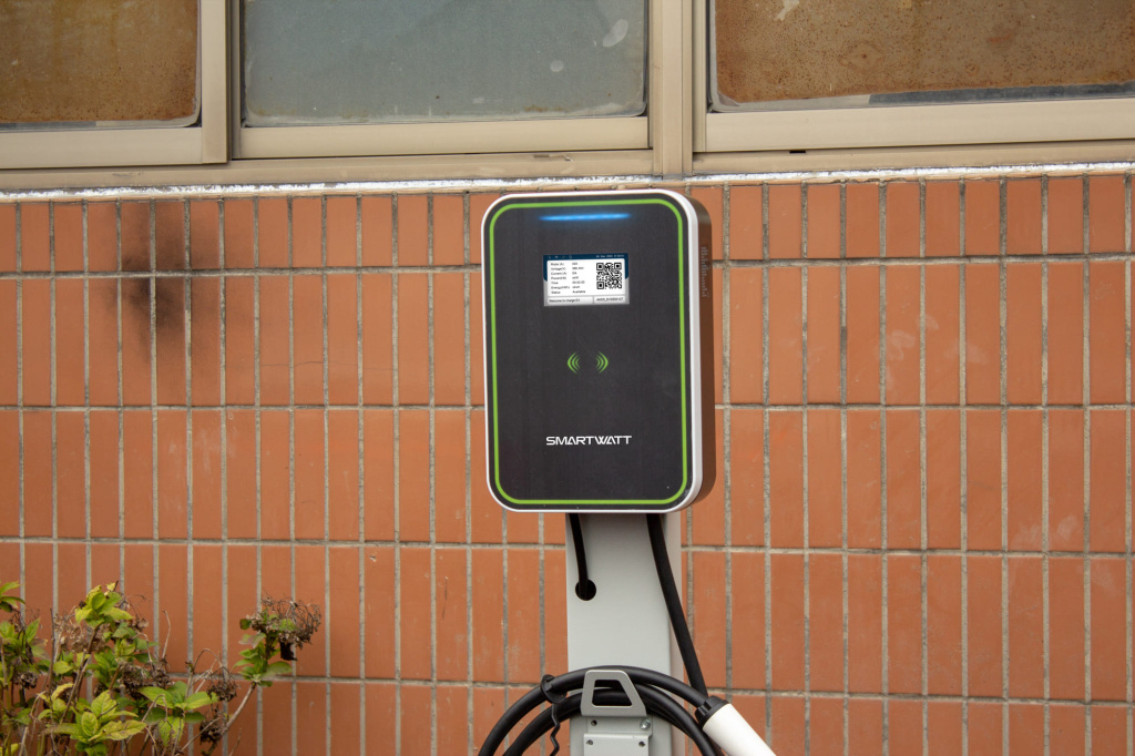 EVC 7-11-22_005 (2) (1).jpg